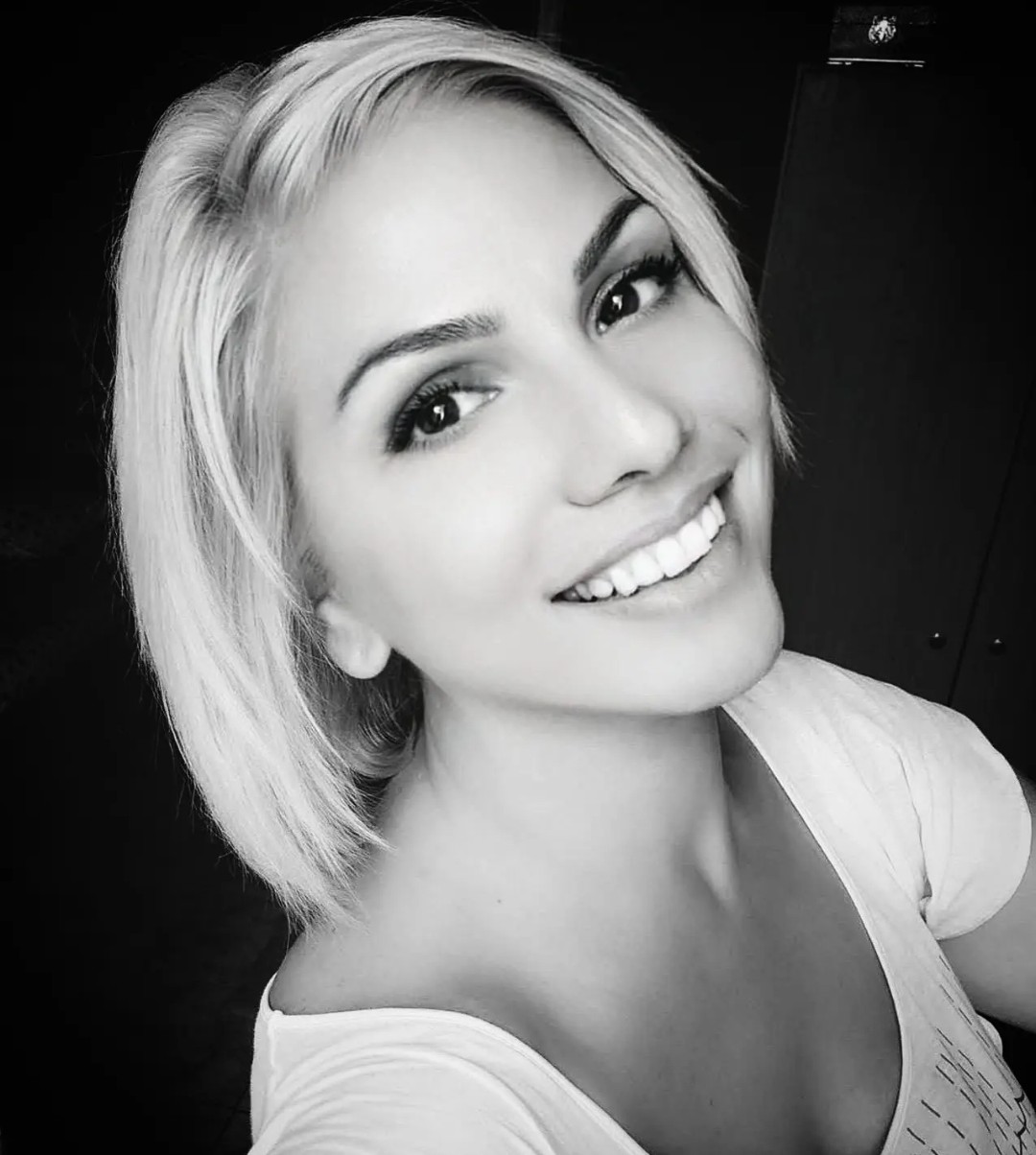 nikolakou