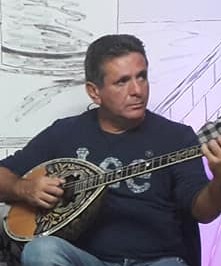 petsaggourakis
